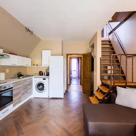 Quiet Maisonette メ Free Parking Apartament *