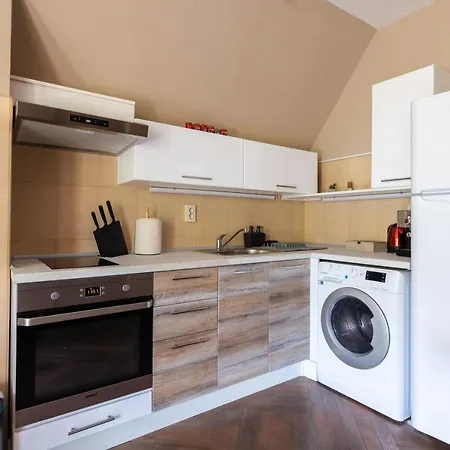 Quiet Maisonette メ Free Parking Apartament