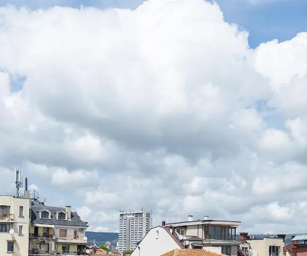 Quiet Maisonette メ Top Spot Apartment